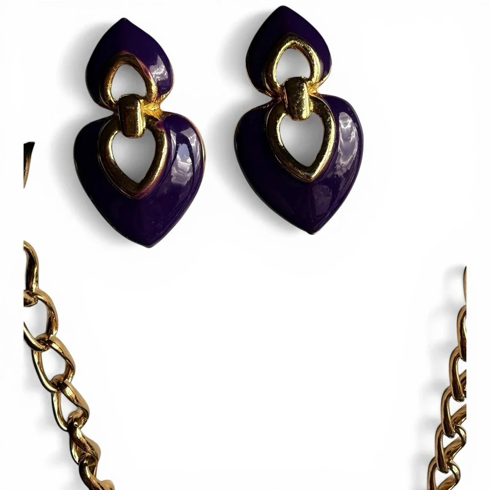 Signed Purple Enamel Trifari TM Necklace Unbranded Earrings Vintage Jewelry Set - Picture 4 of 16